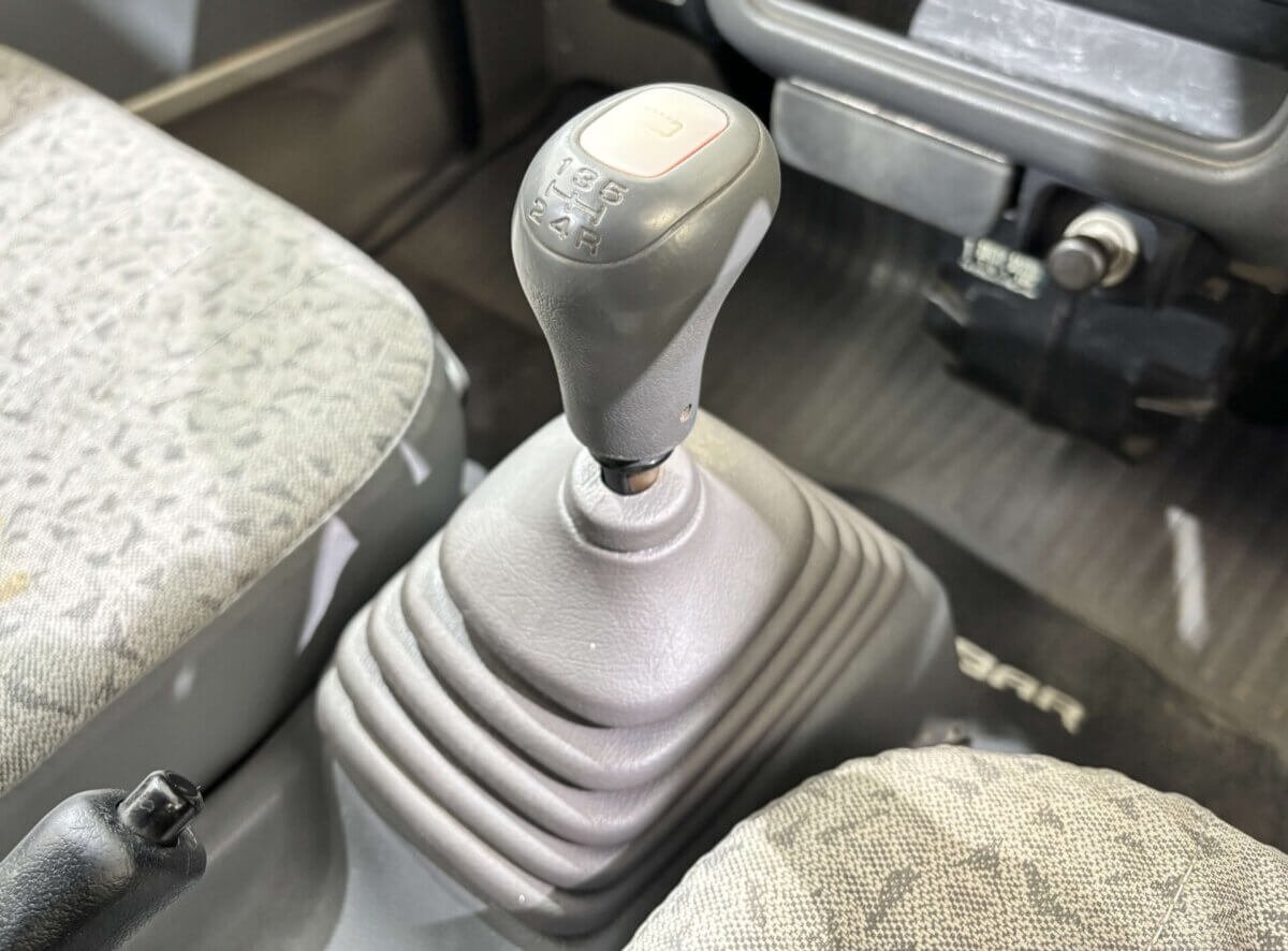 1997 Subaru Sambar JDM car for sale — photo 15 of 25