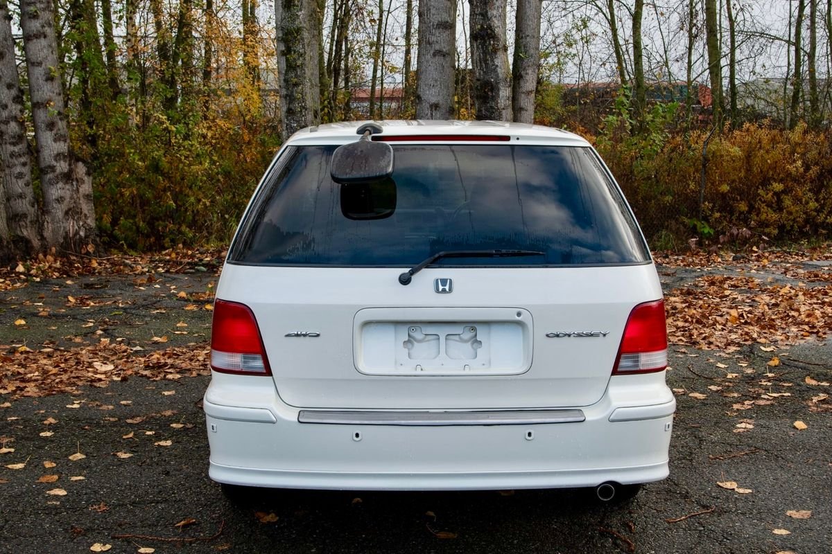 1998 Honda Odyssey JDM car for sale — photo 5 of 9