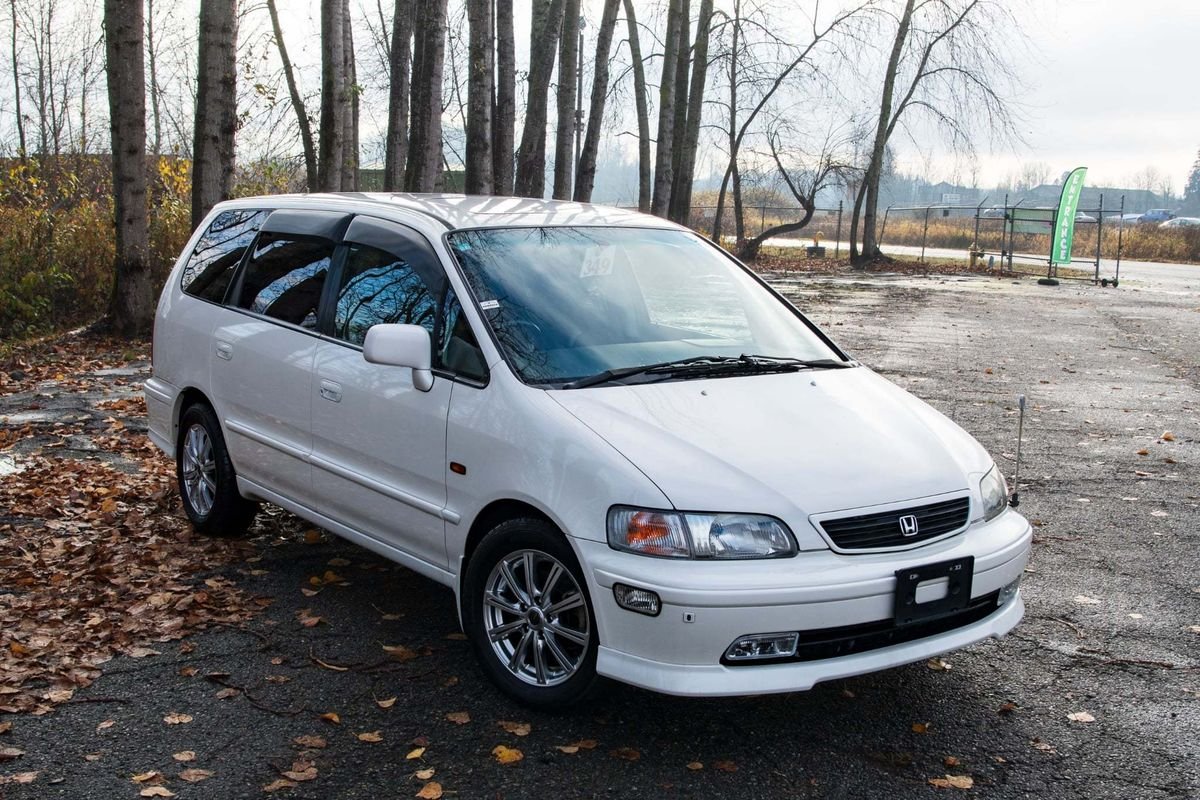 1998 Honda Odyssey JDM car for sale — photo 8 of 9