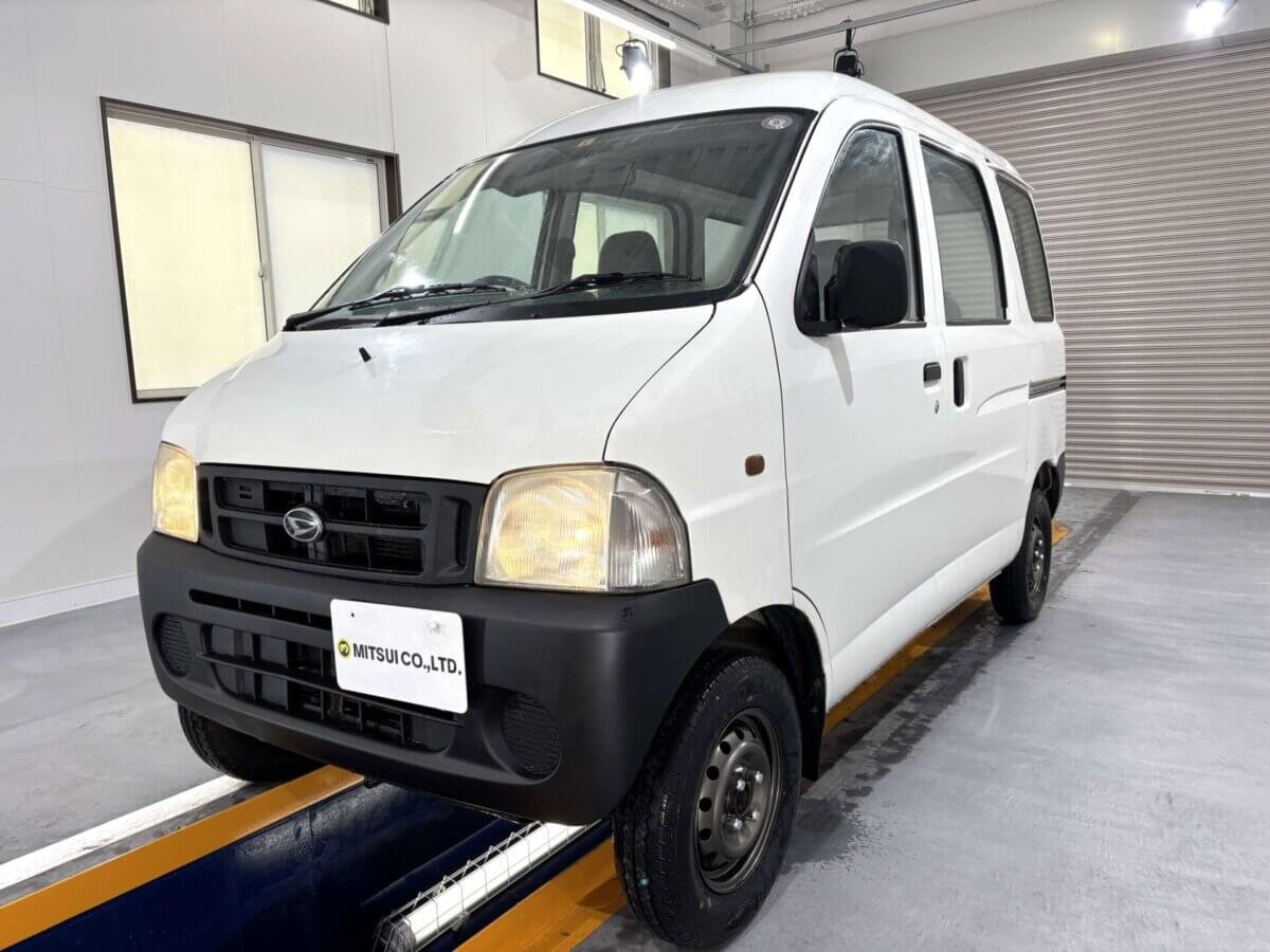 1999 Daihatsu Hijet JDM car for sale — photo 2 of 25