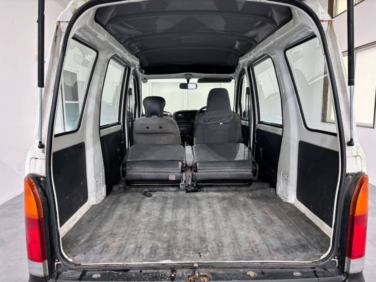 1999 Daihatsu Hijet JDM car for sale — photo 19 of 25
