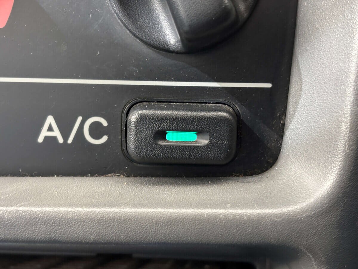 1999 Honda Acty JDM car for sale — photo 12 of 25