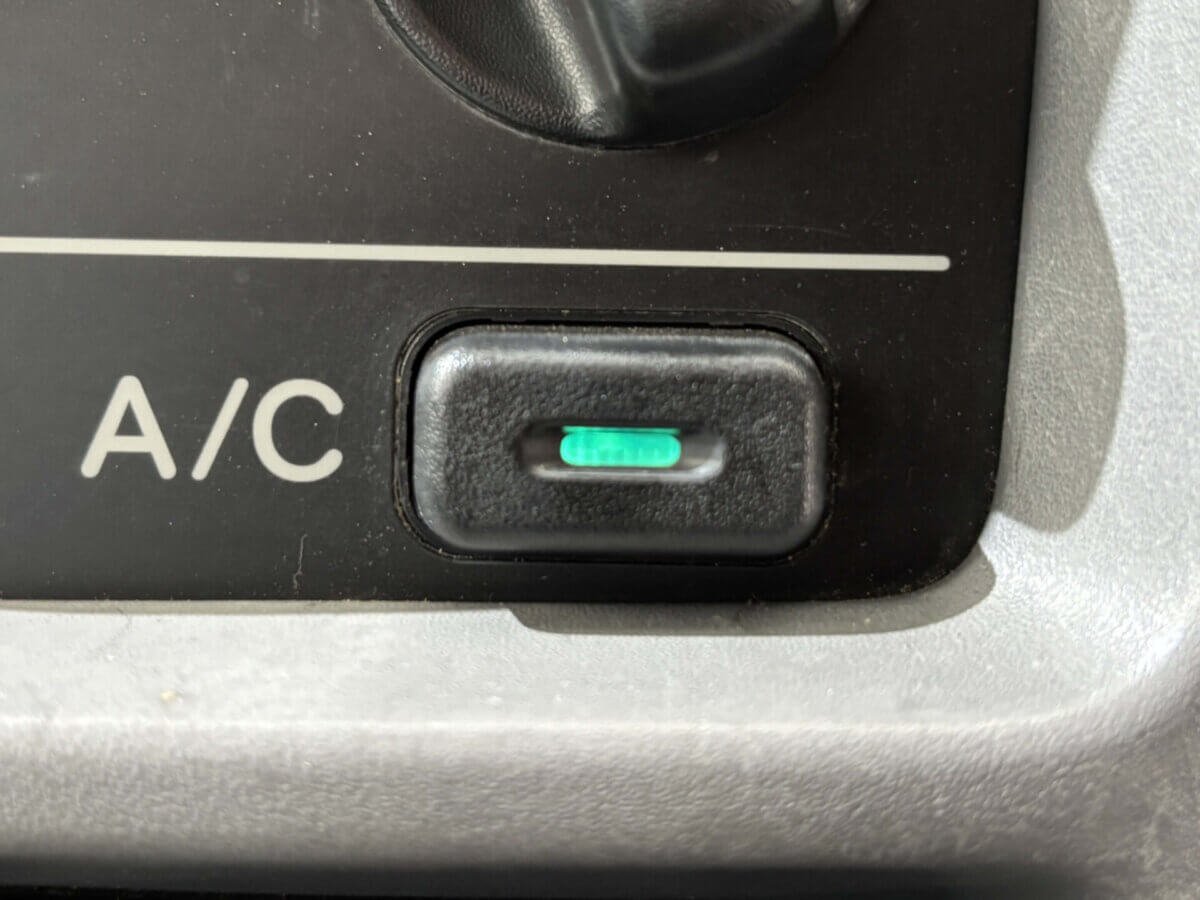 1999 Honda Acty JDM car for sale — photo 13 of 25