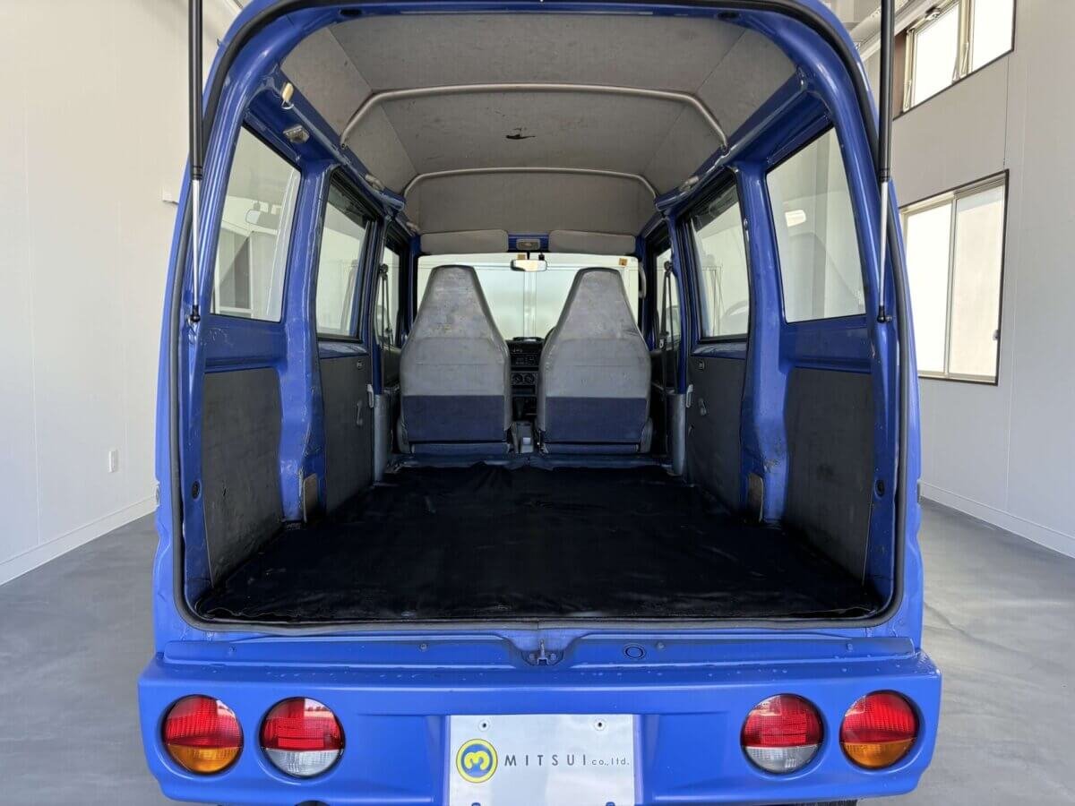 1999 Mitsubishi Minicab JDM car for sale — photo 21 of 25