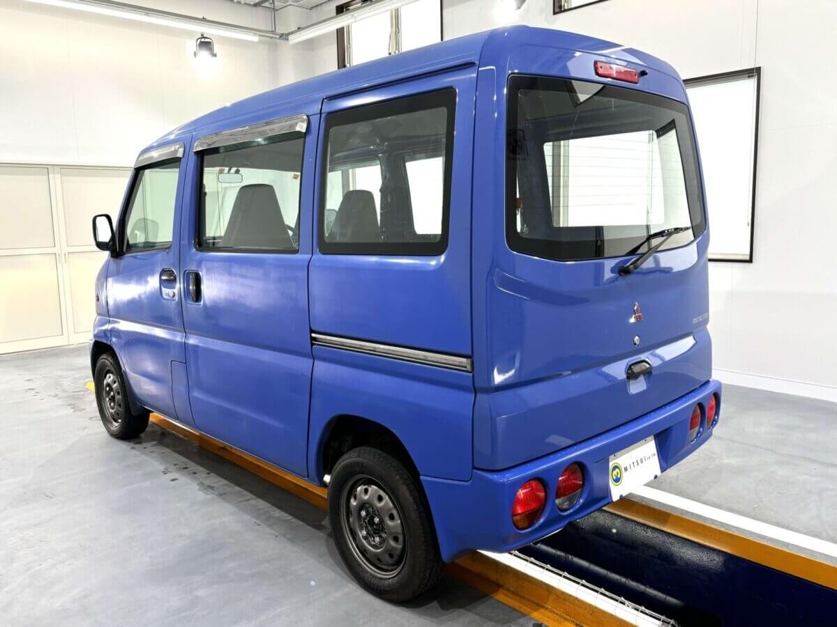 1999 Mitsubishi Minicab JDM car for sale — photo 4 of 25