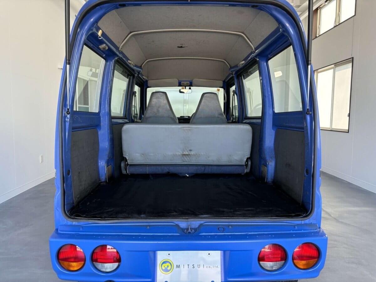 1999 Mitsubishi Minicab JDM car for sale — photo 19 of 25