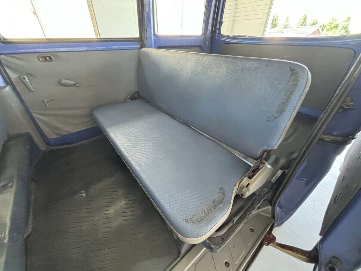 1999 Mitsubishi Minicab JDM car for sale — photo 16 of 25