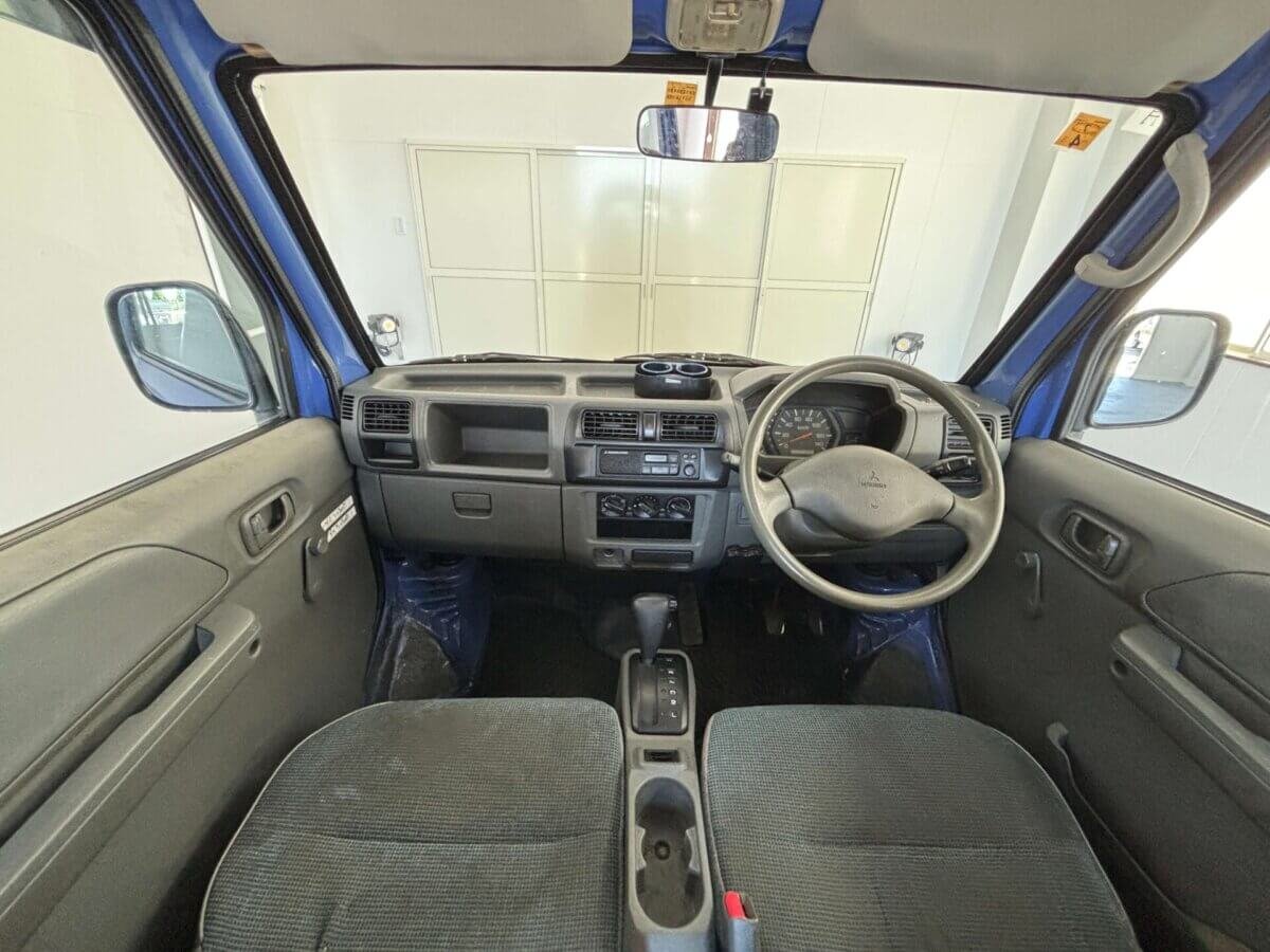 1999 Mitsubishi Minicab JDM car for sale — photo 8 of 25