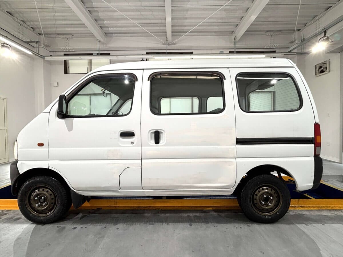 1999 Suzuki Every JDM car for sale — photo 3 of 25