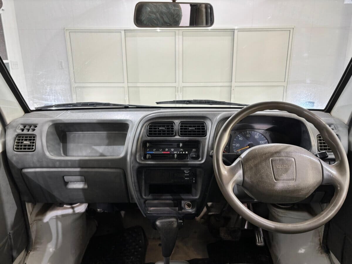 1999 Suzuki Every JDM car for sale — photo 9 of 25