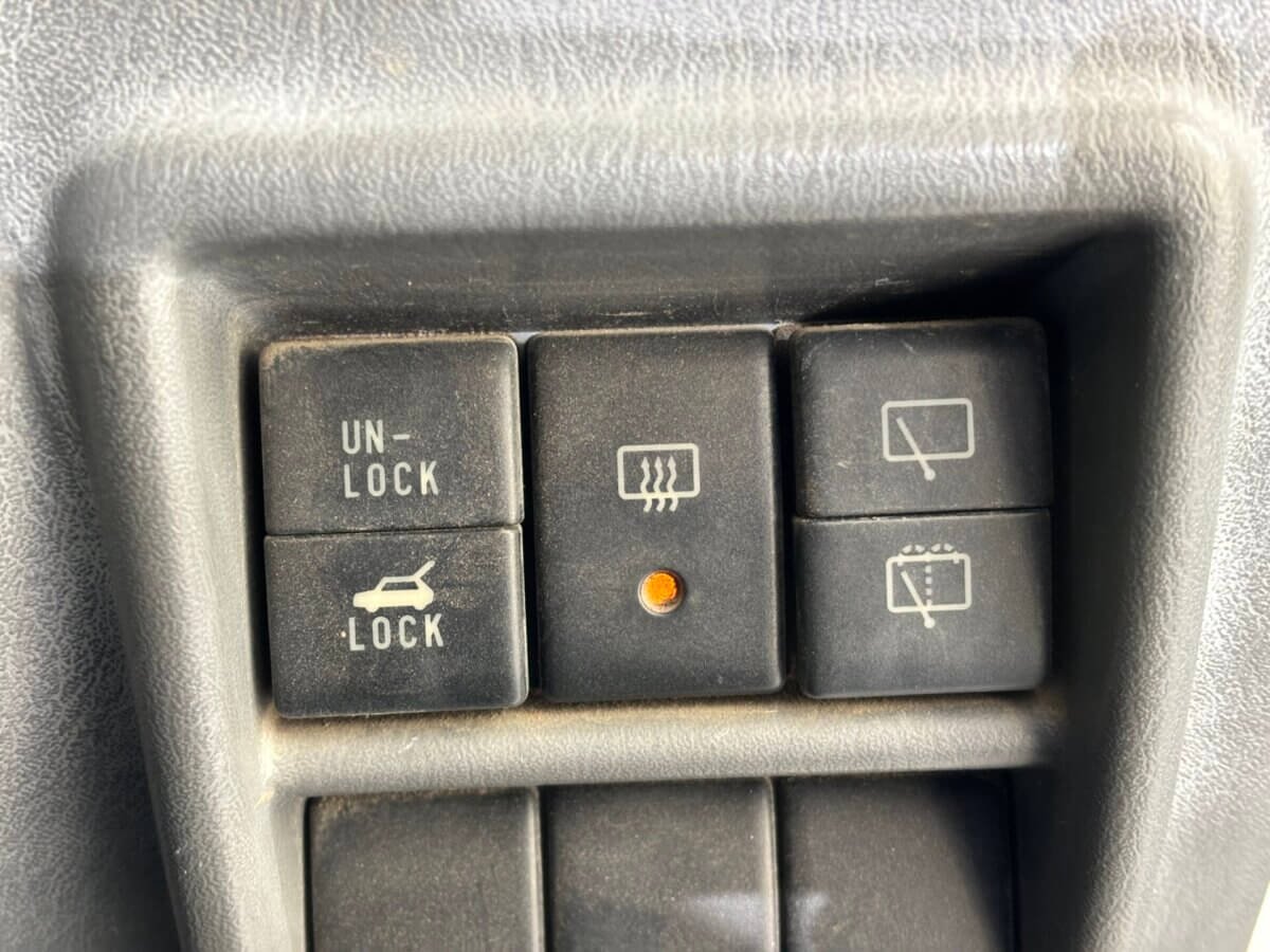 1999 Suzuki Every JDM car for sale — photo 14 of 25