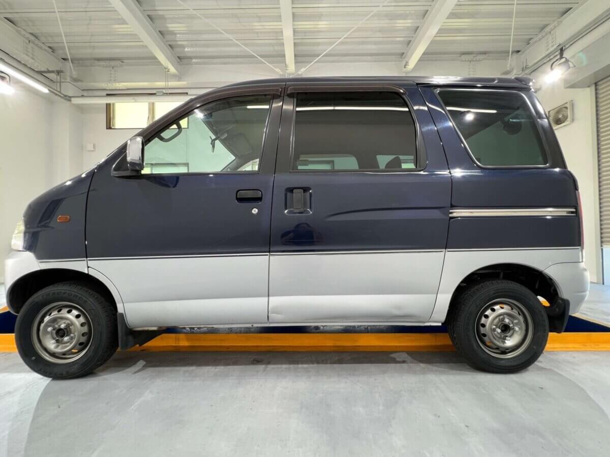 2000 Daihatsu Atrai JDM car for sale — photo 3 of 25