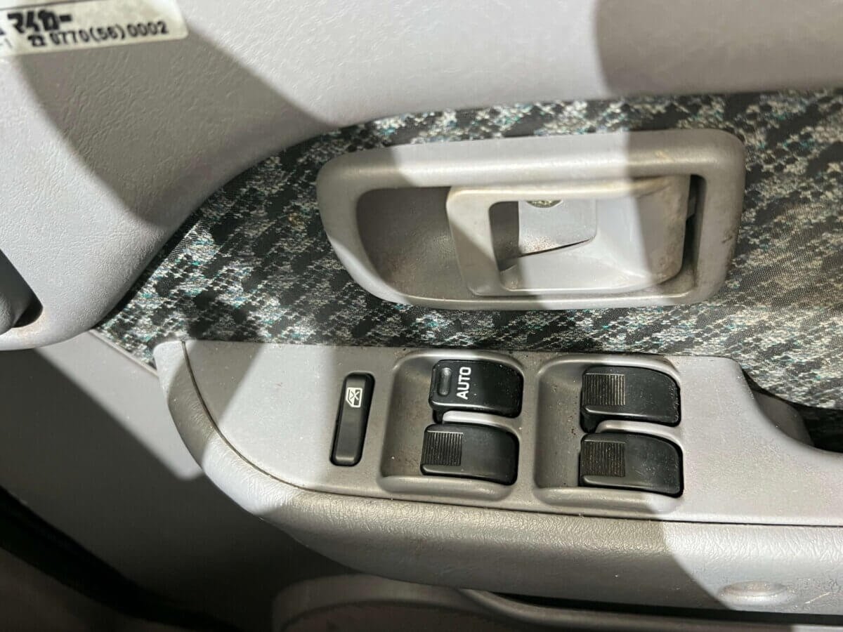 2000 Daihatsu Atrai JDM car for sale — photo 14 of 25