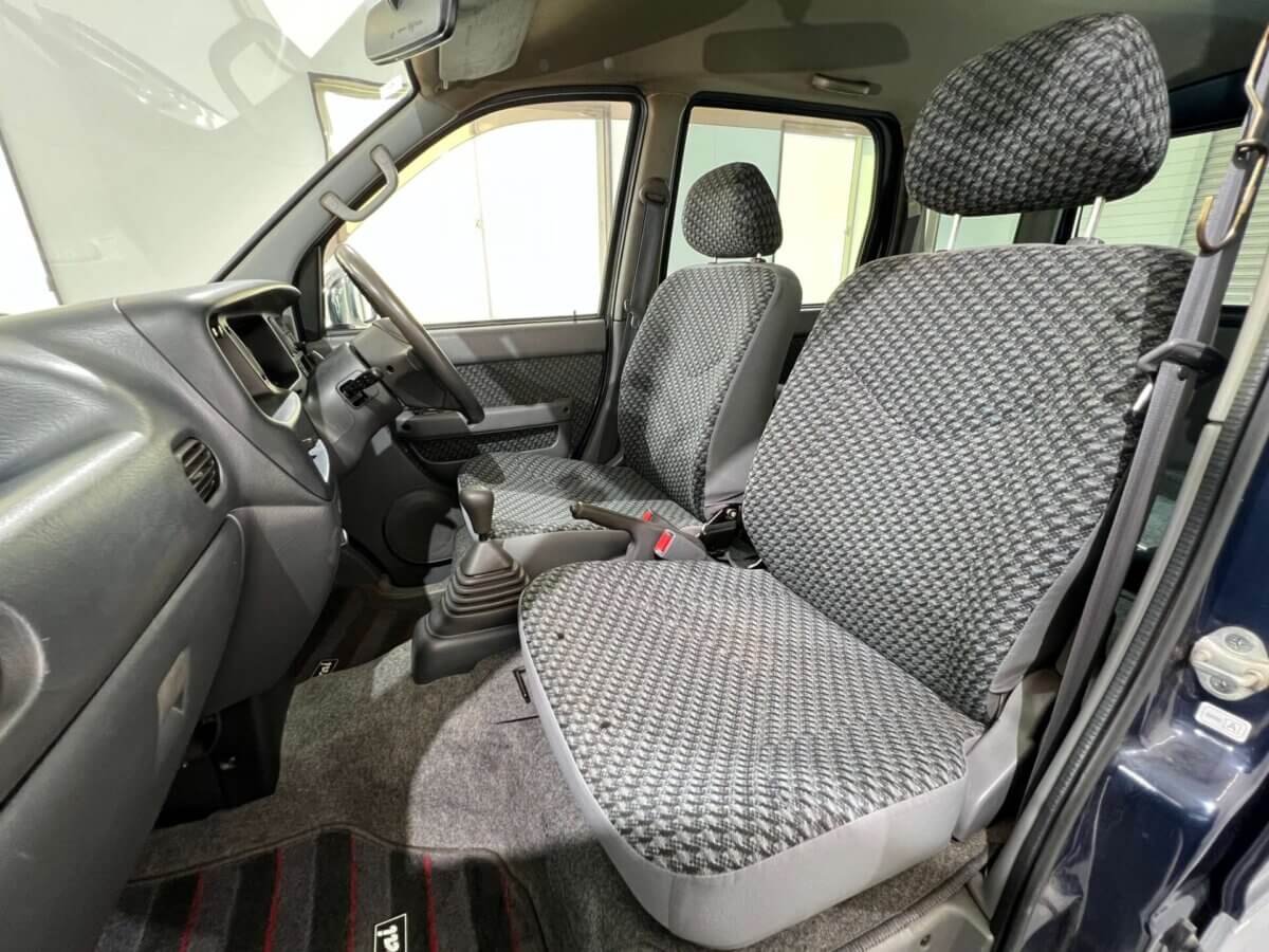 2000 Daihatsu Atrai JDM car for sale — photo 10 of 25