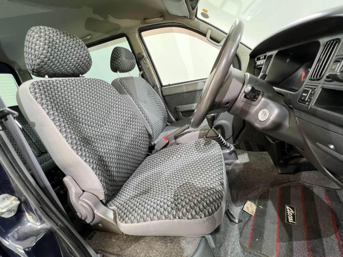 2000 Daihatsu Atrai JDM car for sale — photo 9 of 25
