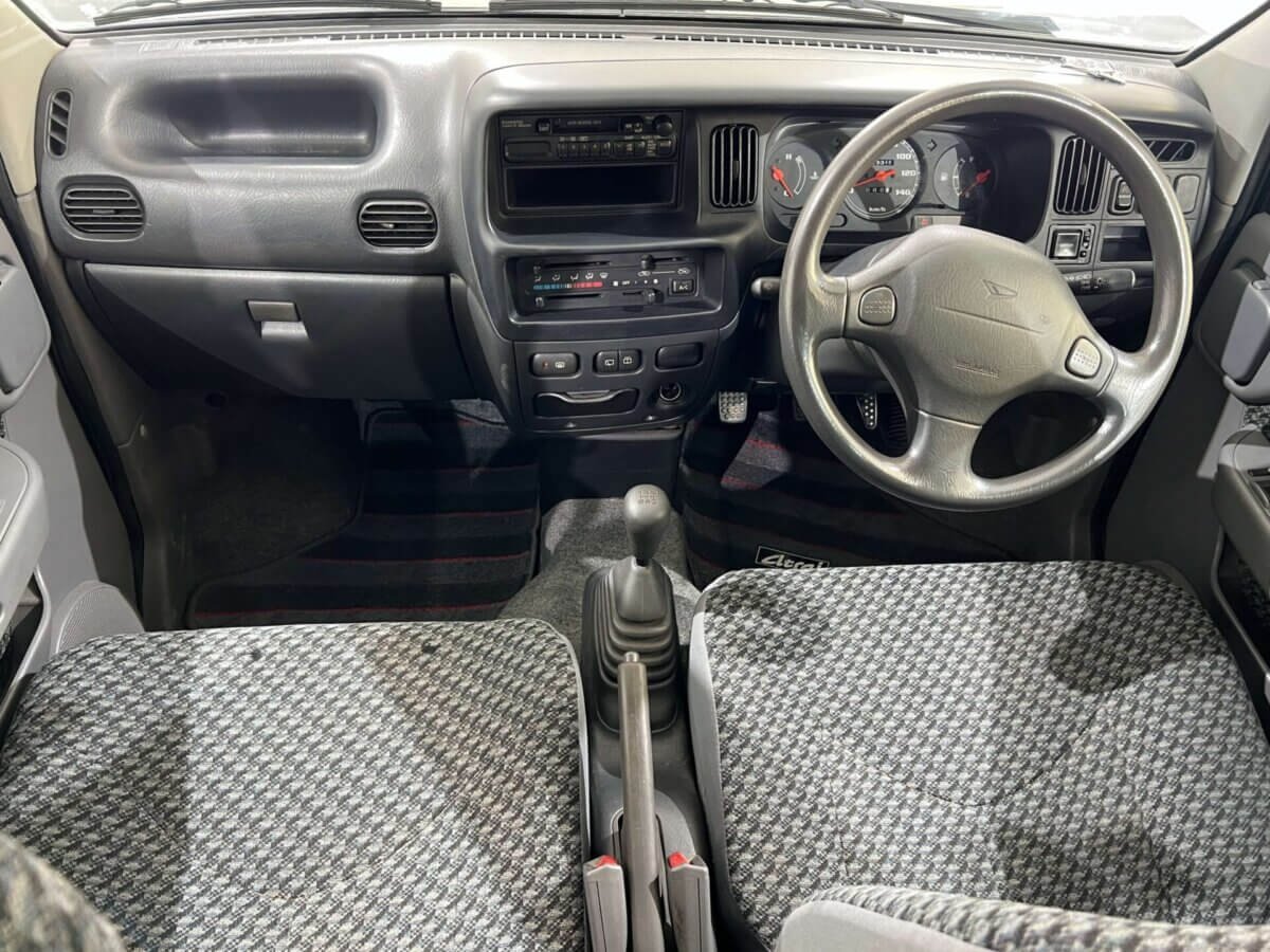 2000 Daihatsu Atrai JDM car for sale — photo 8 of 25