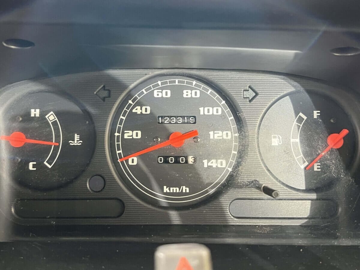 2000 Daihatsu Atrai JDM car for sale — photo 7 of 25