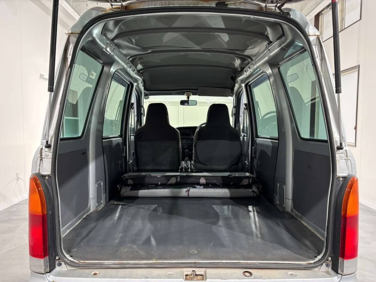 2000 Daihatsu Hijet JDM car for sale — photo 21 of 25