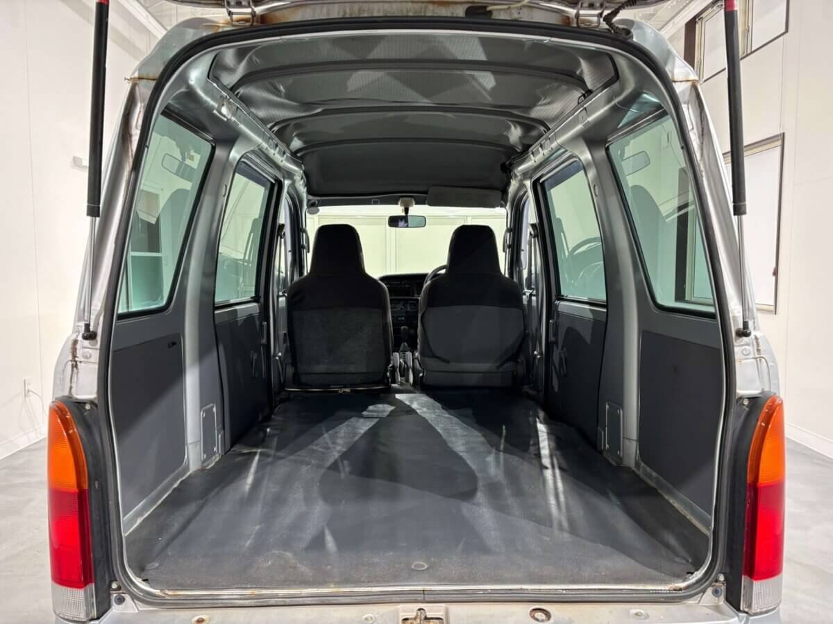 2000 Daihatsu Hijet JDM car for sale — photo 22 of 25