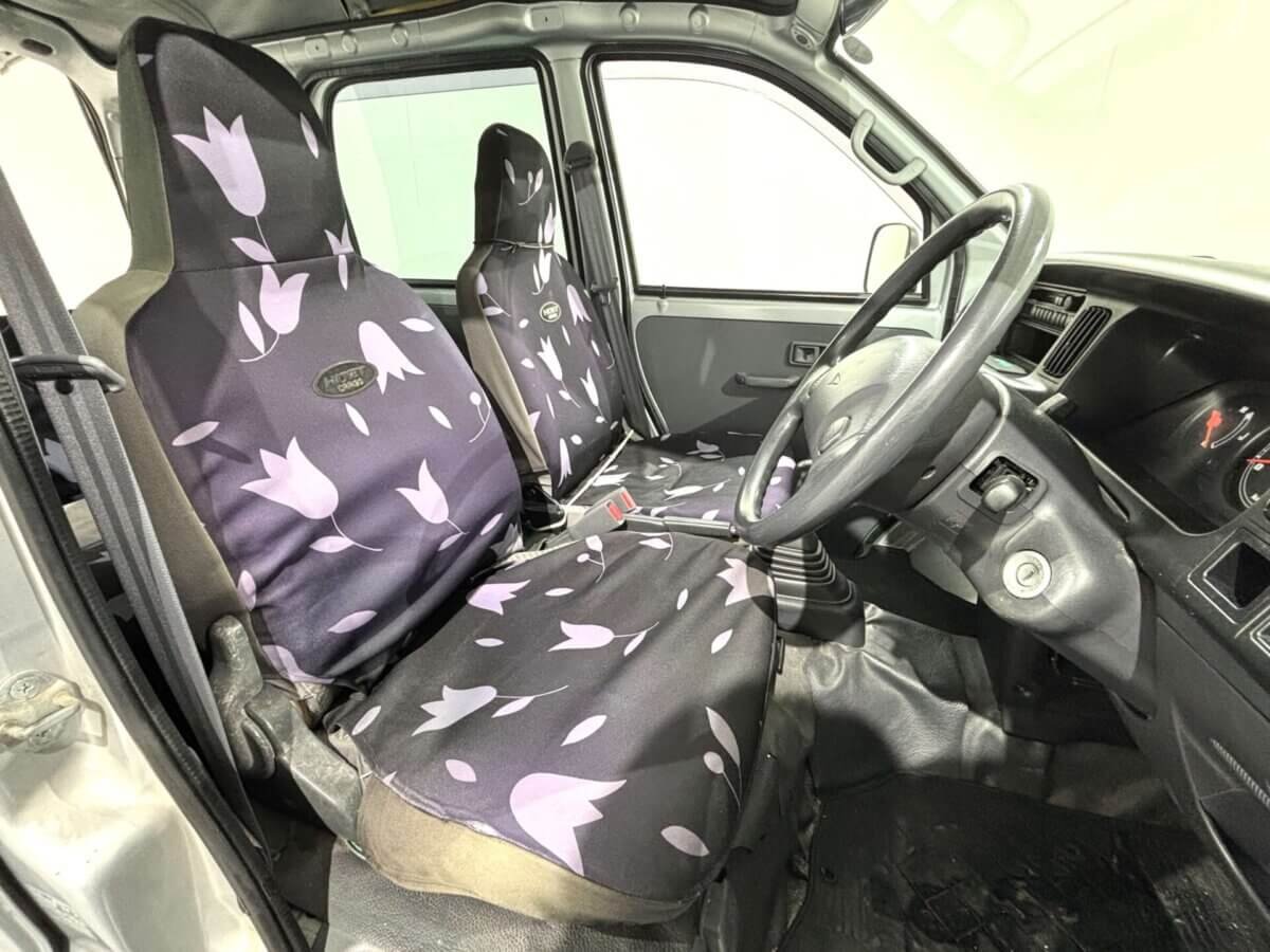 2000 Daihatsu Hijet JDM car for sale — photo 10 of 25