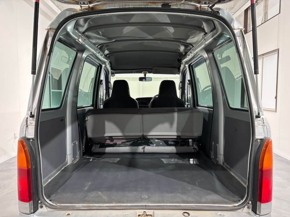 2000 Daihatsu Hijet JDM car for sale — photo 20 of 25