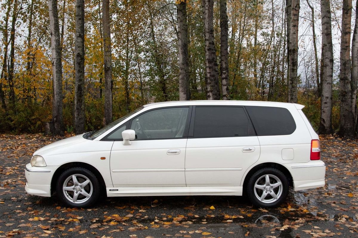2000 Honda Odyssey JDM car for sale — photo 3 of 9