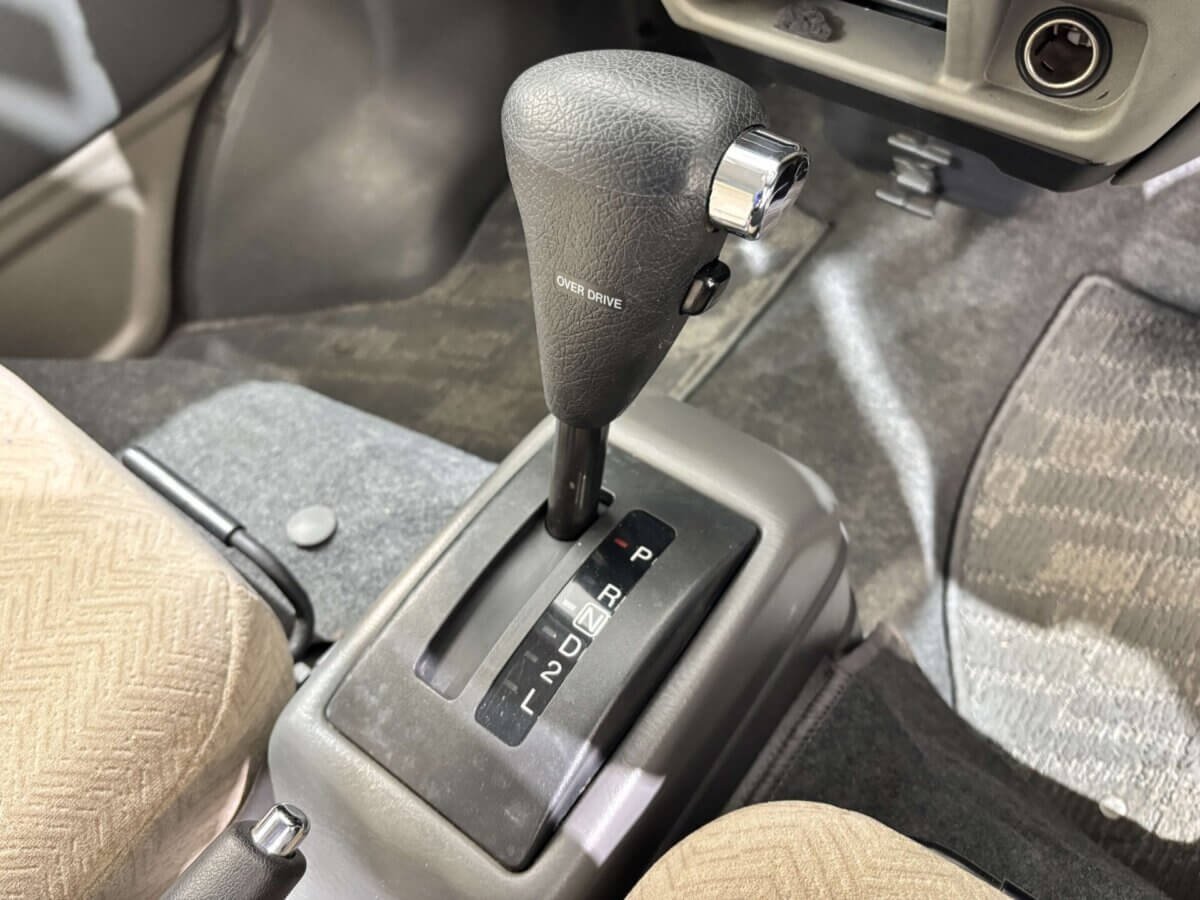 2000 Suzuki Every JDM car for sale — photo 17 of 25