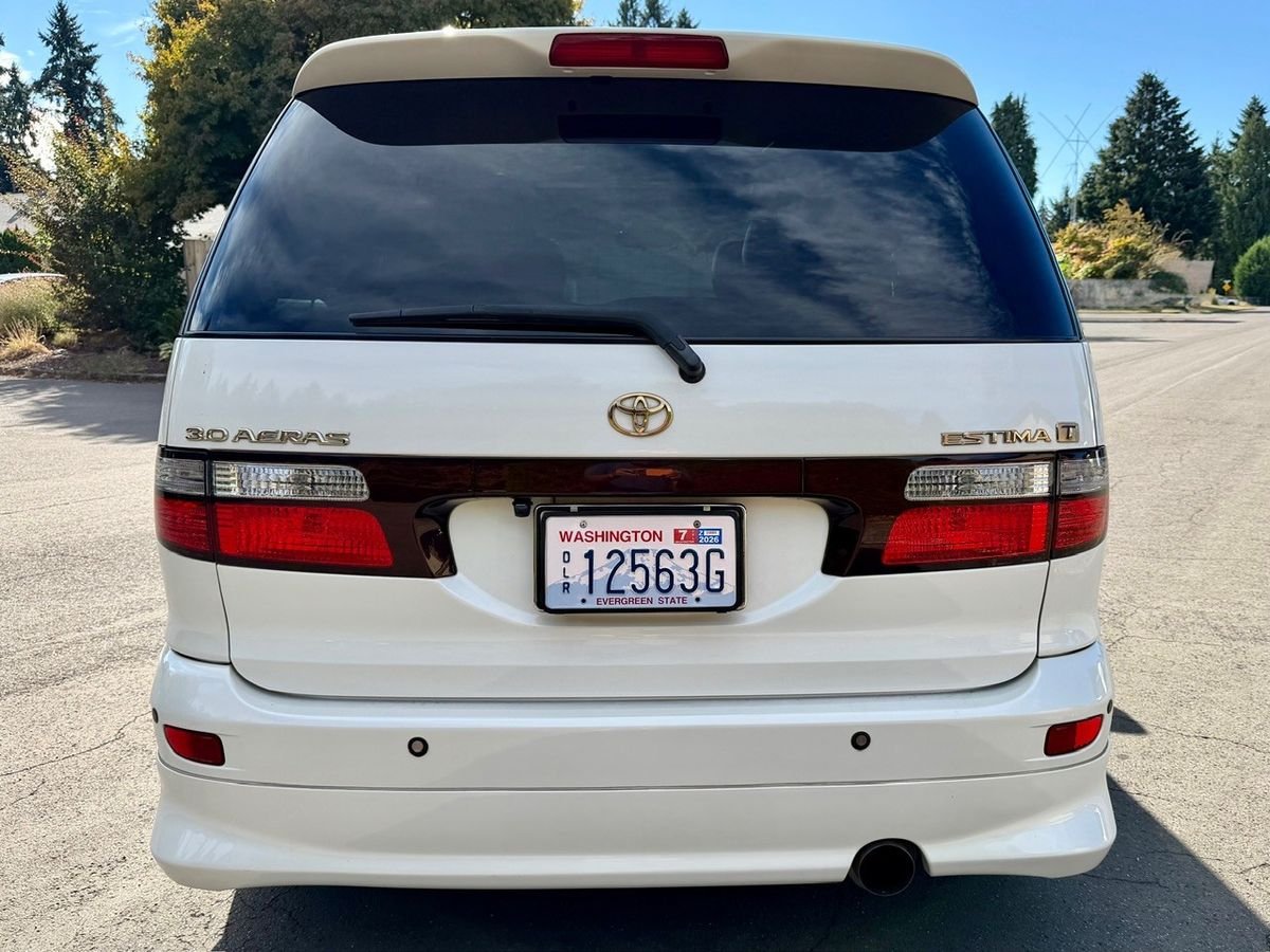 2000 Toyota Estima JDM car for sale — photo 6 of 9