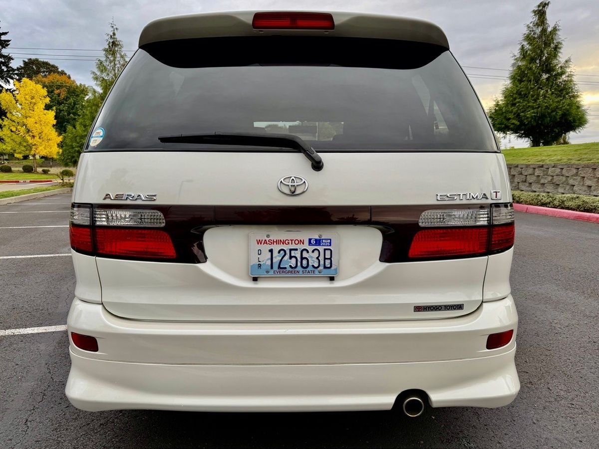 2000 Toyota Estima JDM car for sale — photo 6 of 9
