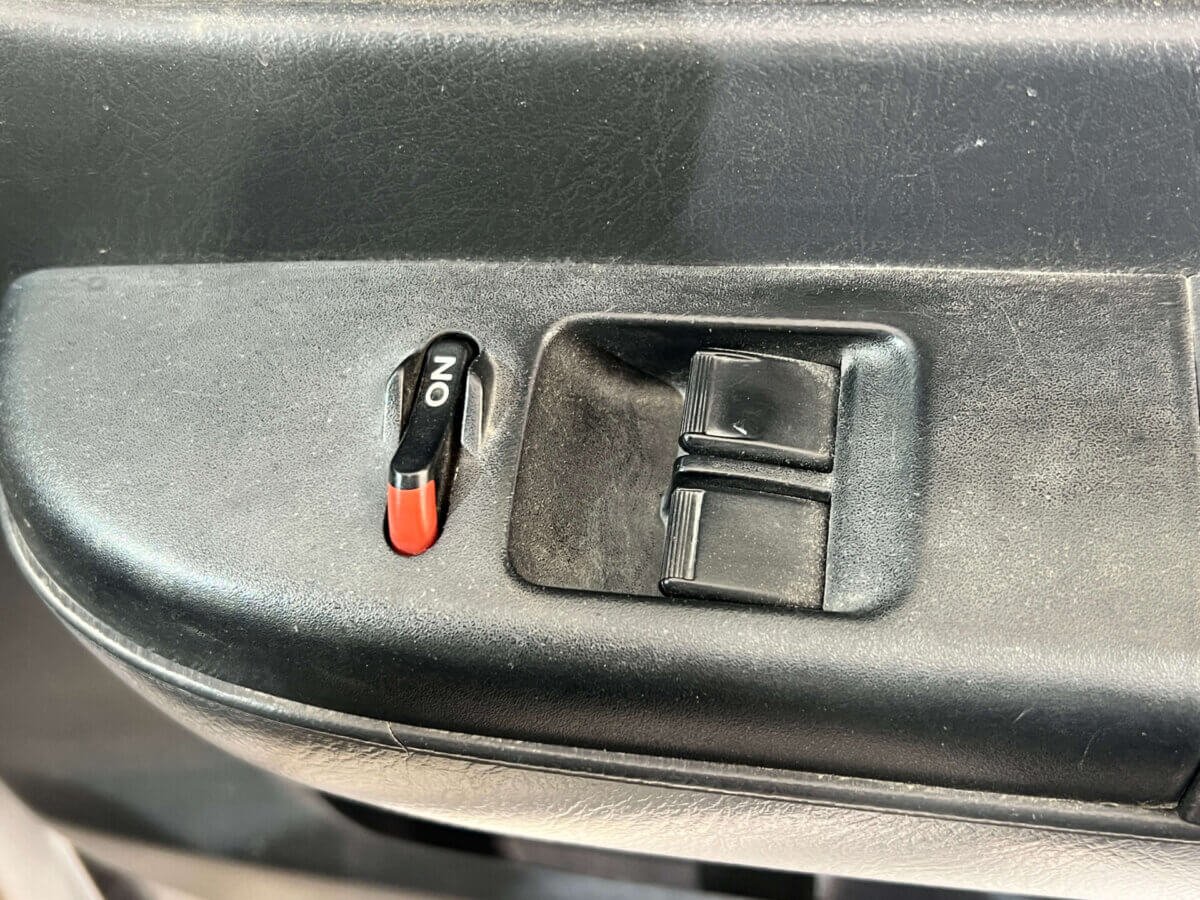 2001 Honda Vamos JDM car for sale — photo 17 of 25