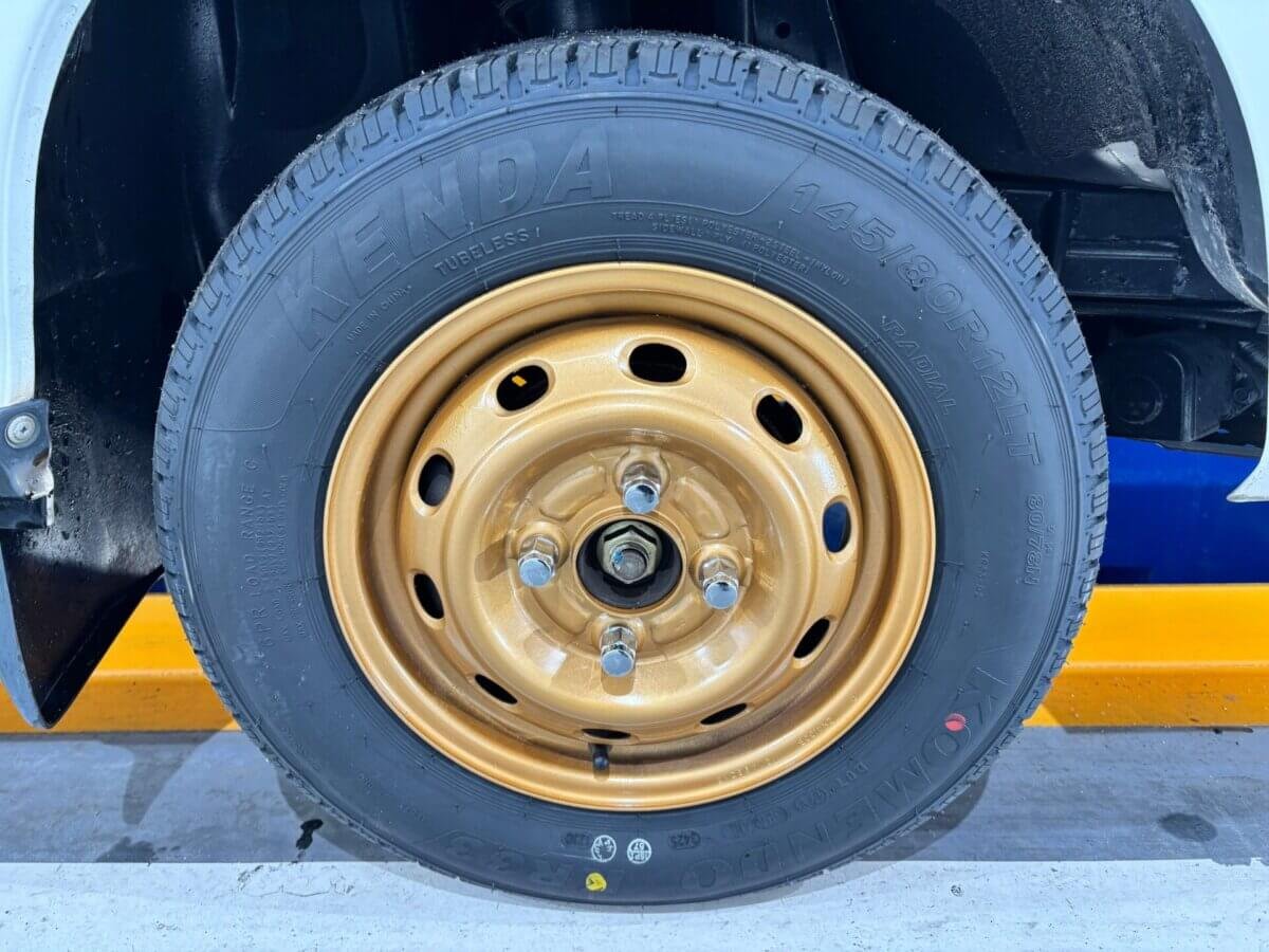 2001 Subaru Sambar JDM car for sale — photo 23 of 25