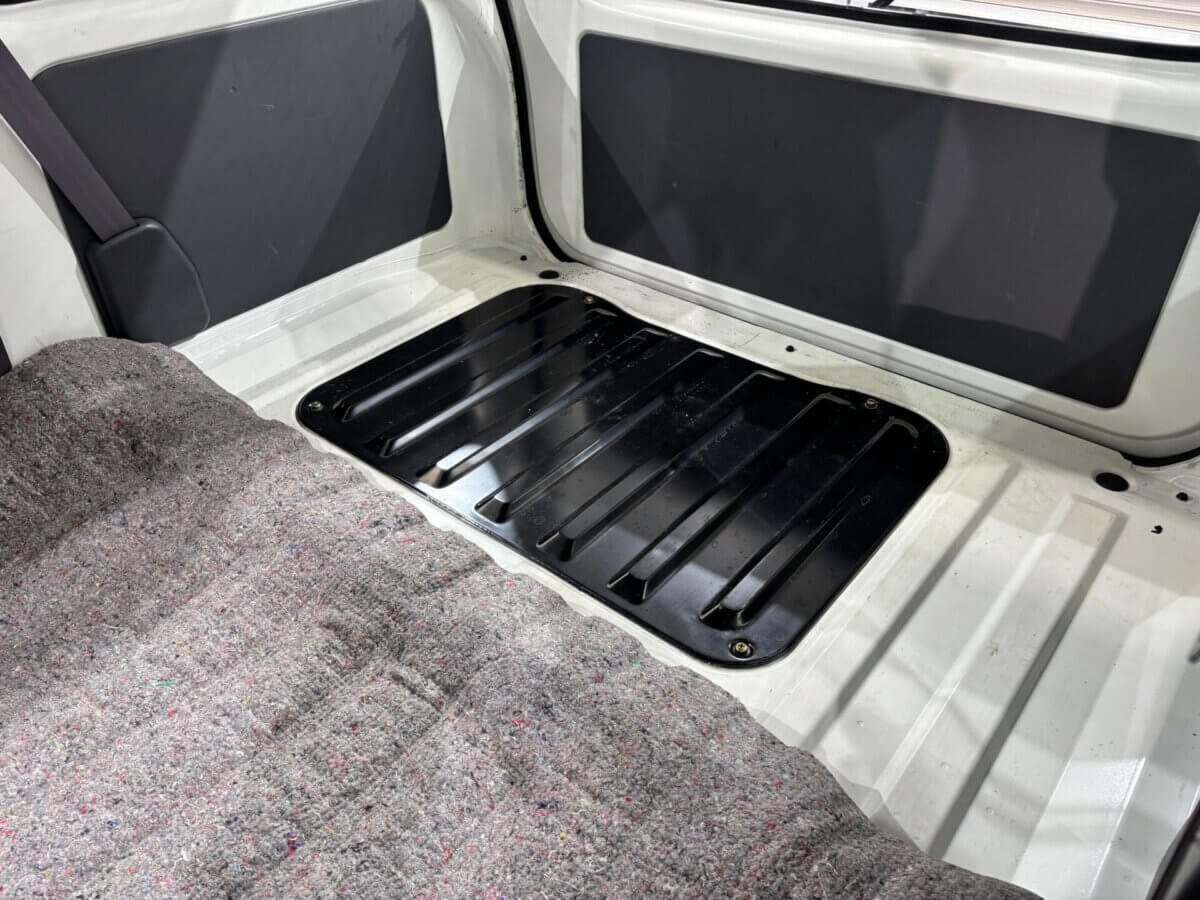 2001 Subaru Sambar JDM car for sale — photo 22 of 25