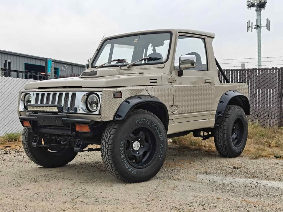 1991 Suzuki Jimny JDM car for sale — photo 4 of 16