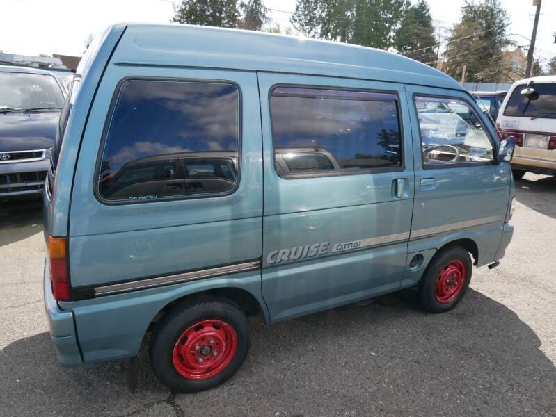 1992 Daihatsu Atrai JDM car for sale — photo 9 of 25