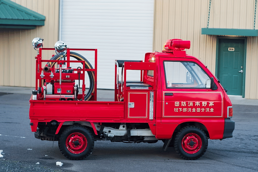 1992 Daihatsu Hijet JDM car for sale — photo 2 of 10