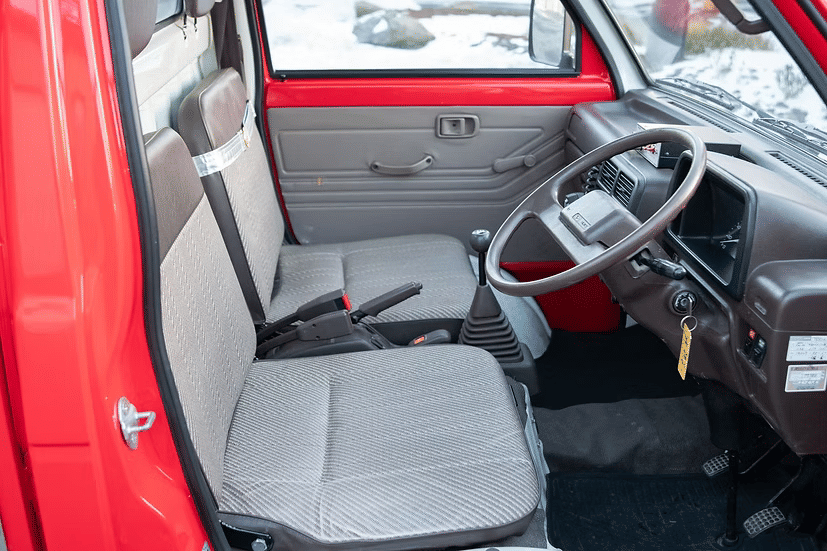 1992 Daihatsu Hijet JDM car for sale — photo 10 of 10