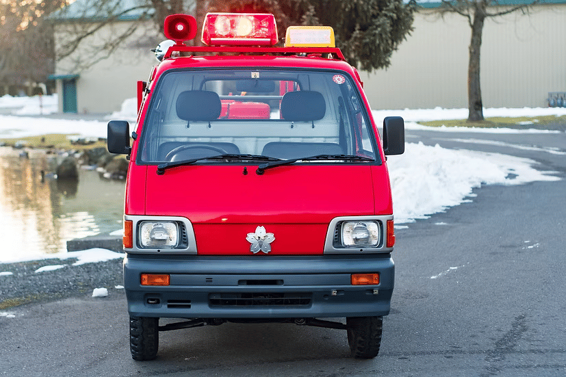 1992 Daihatsu Hijet JDM car for sale — photo 9 of 10