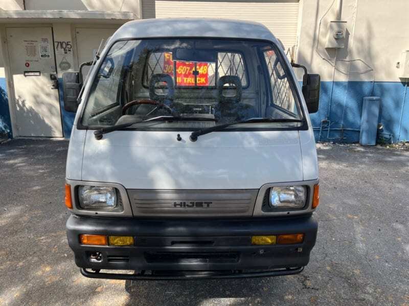 1992 Daihatsu Hijet JDM car for sale — photo 2 of 15