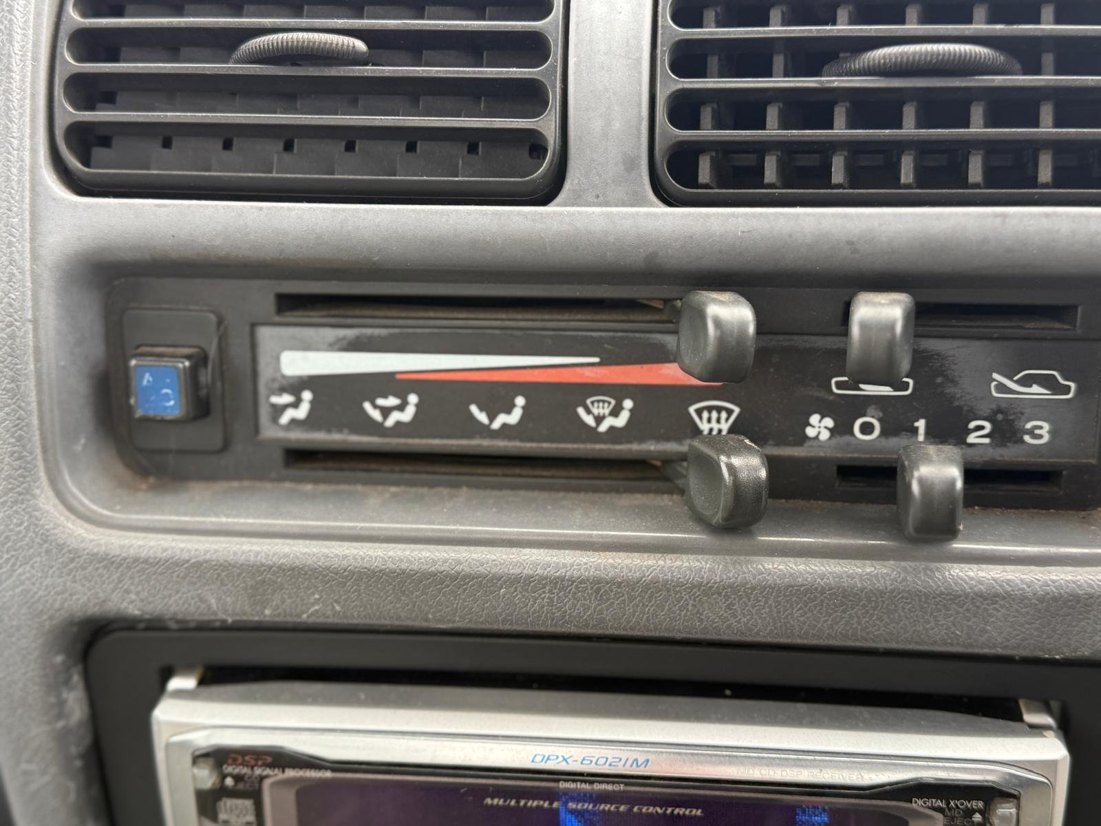 1992 Subaru Sambar JDM car for sale — photo 16 of 22