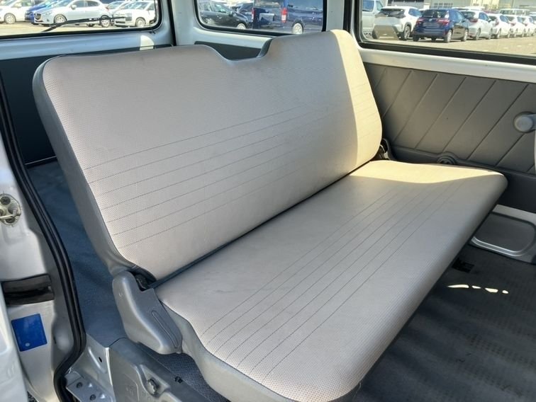 1994 Suzuki Every JDM car for sale — photo 8 of 12