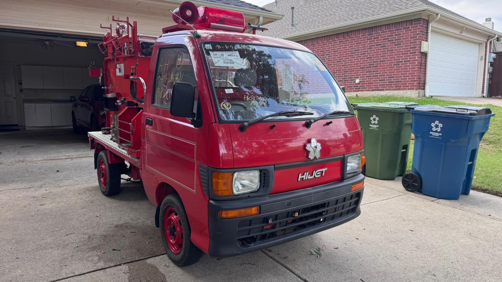 1995 Daihatsu Hijet JDM car for sale — photo 4 of 25