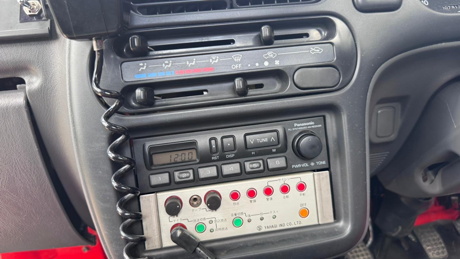 1995 Daihatsu Hijet JDM car for sale — photo 15 of 25