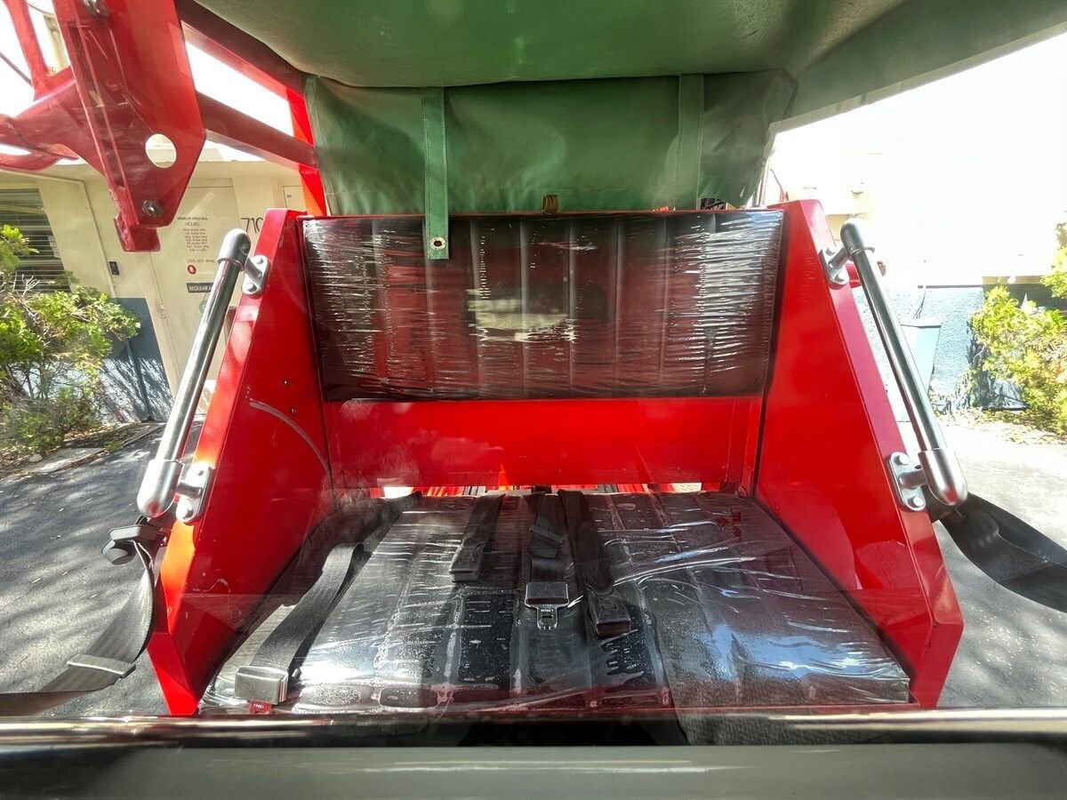 1995 Mitsubishi Minicab JDM car for sale — photo 14 of 18