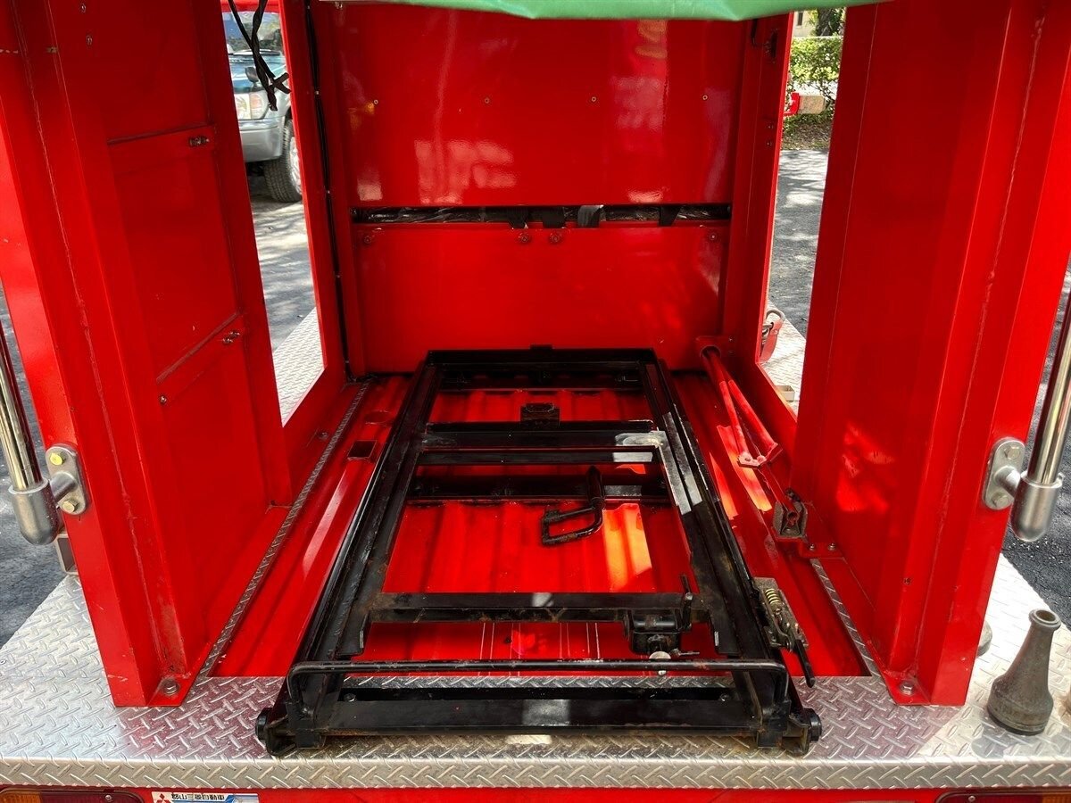 1995 Mitsubishi Minicab JDM car for sale — photo 18 of 18