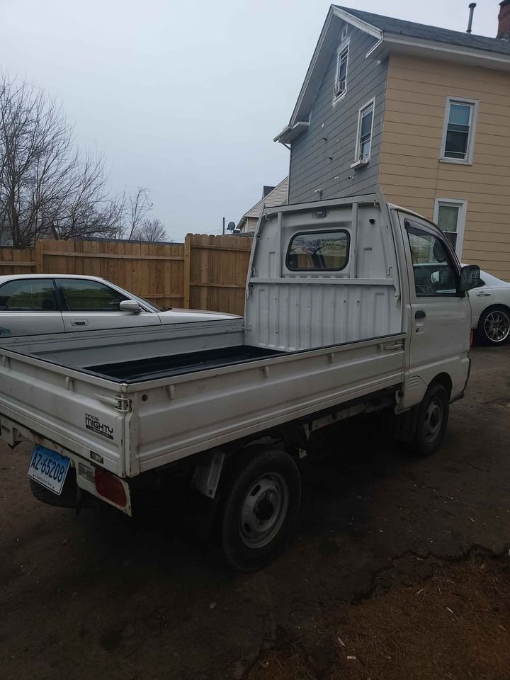 1996 Mitsubishi Minicab JDM car for sale — photo 4 of 9