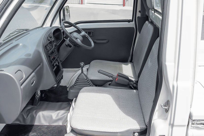 1997 Daihatsu Hijet JDM car for sale — photo 11 of 15