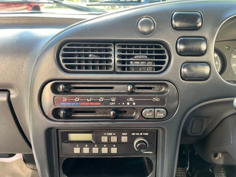1997 Daihatsu Hijet JDM car for sale — photo 14 of 16