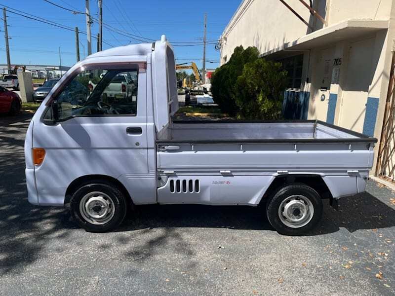 1997 Daihatsu Hijet JDM car for sale — photo 4 of 16