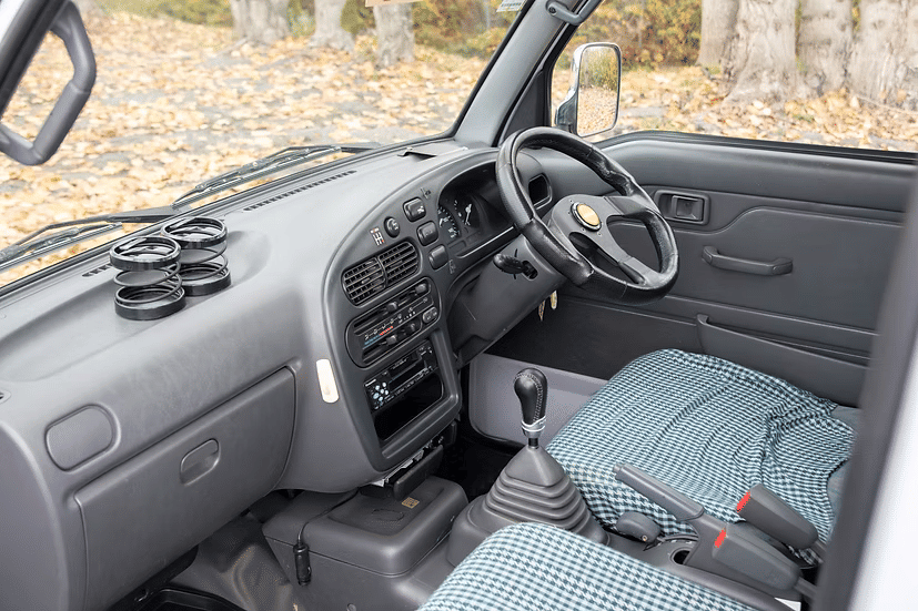 1997 Daihatsu Hijet JDM car for sale — photo 14 of 15