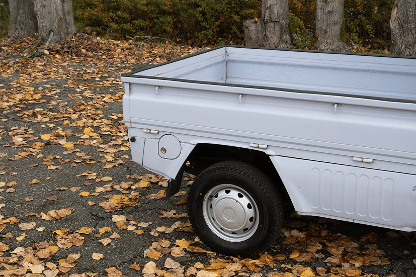 1997 Daihatsu Hijet JDM car for sale — photo 13 of 15